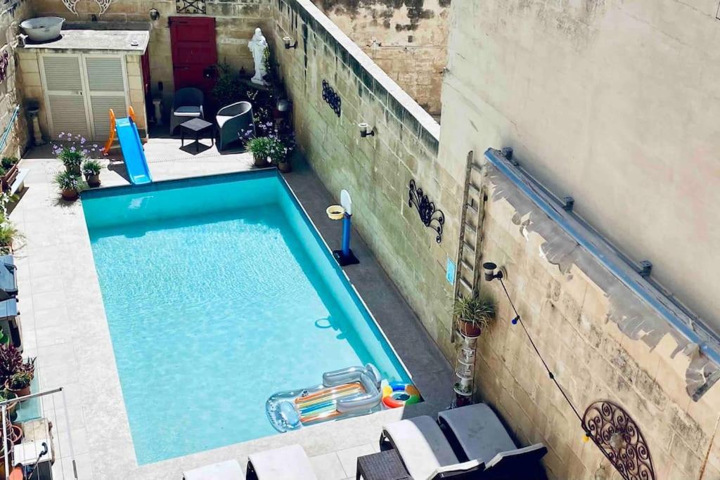Apartmán Free Breakfast, Pool, Spacious Aircon Hideaway Mosta Exteriér fotografie